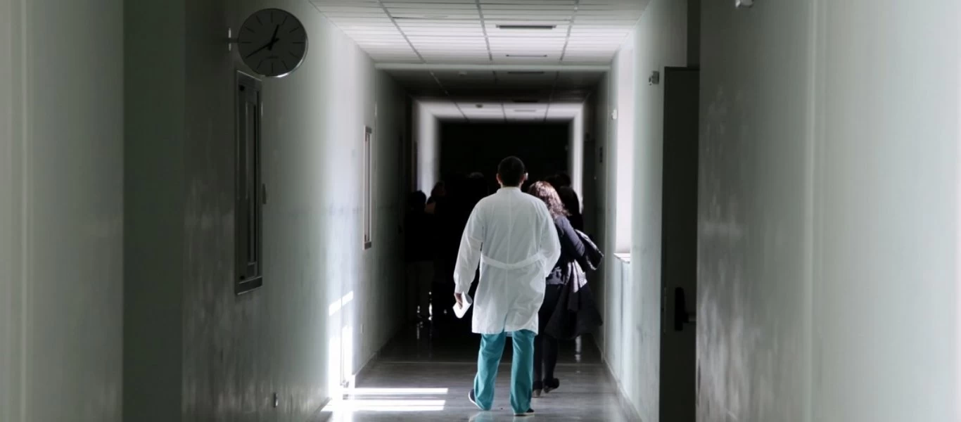 Αλλαγές στα νοσοκομεία λόγω κορωνοϊού: Προσλήψεις και σχέδια αναχαίτισης της διασποράς